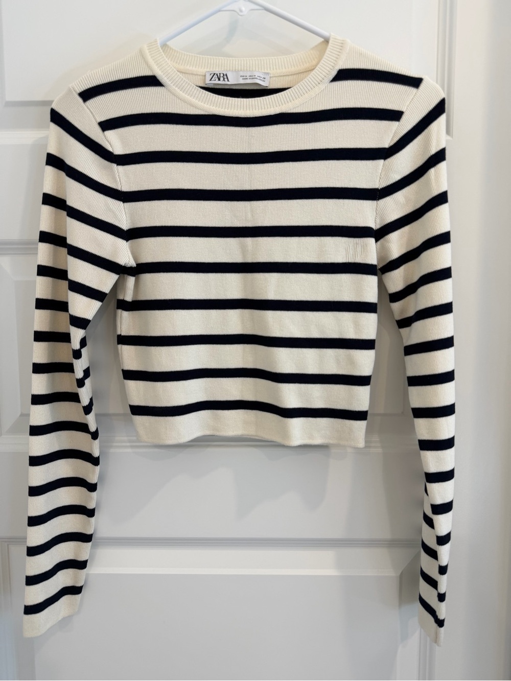 Zara Cream and Black Striped Long-Sleeve Top